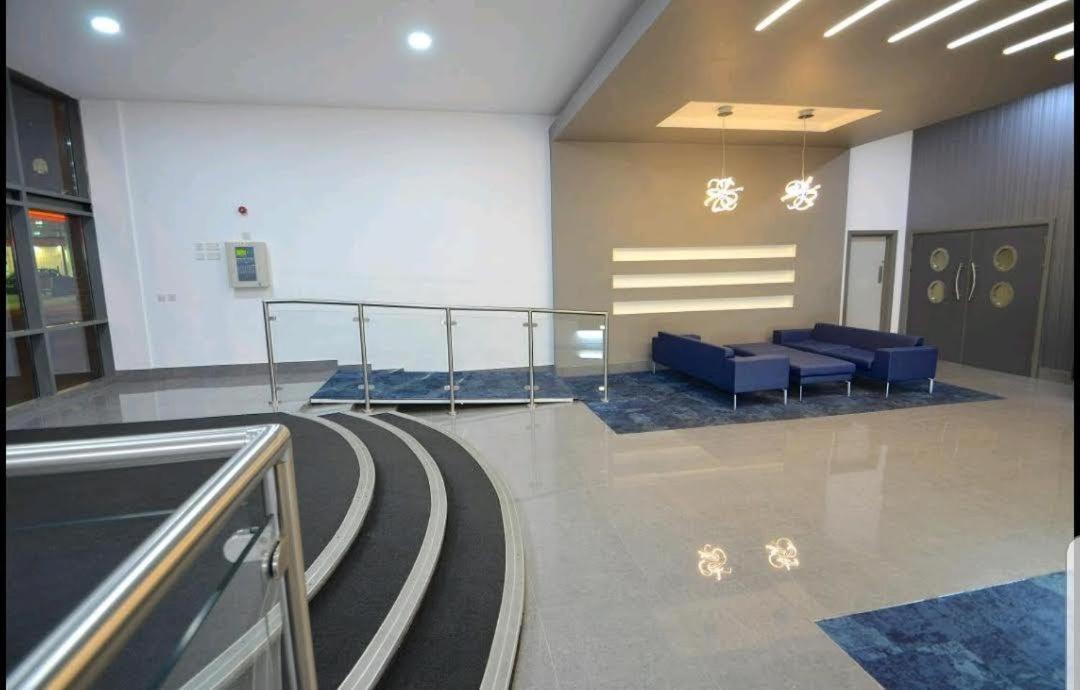 Marco Island -Very Spacious City Centre 1 Bedroom Apartment 노팅엄 외부 사진
